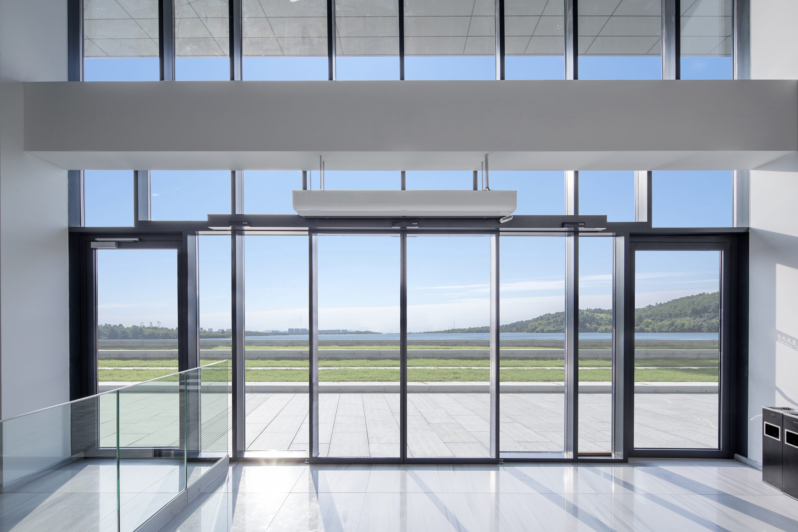 puerta millenium automática